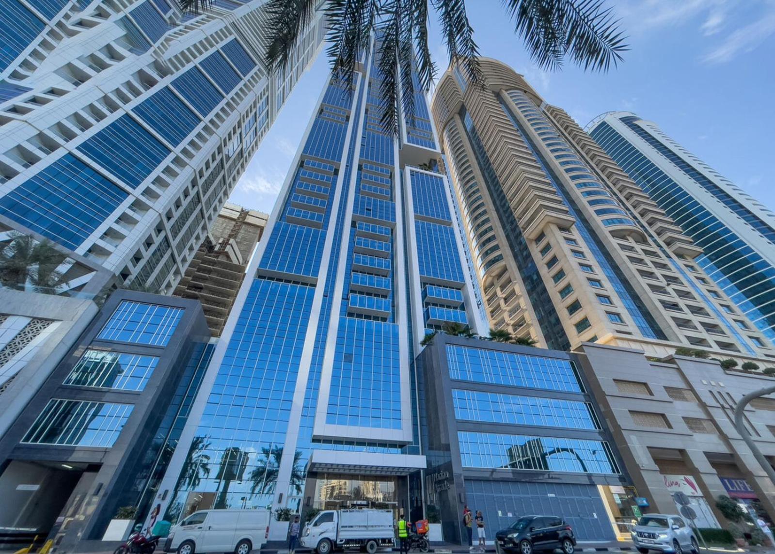 Dream Inn Apartments - Marina Arcade Tower Dubai Exterior photo